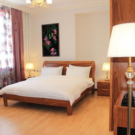 Kok-Art Hotel Jalal-Abad Екстериор снимка