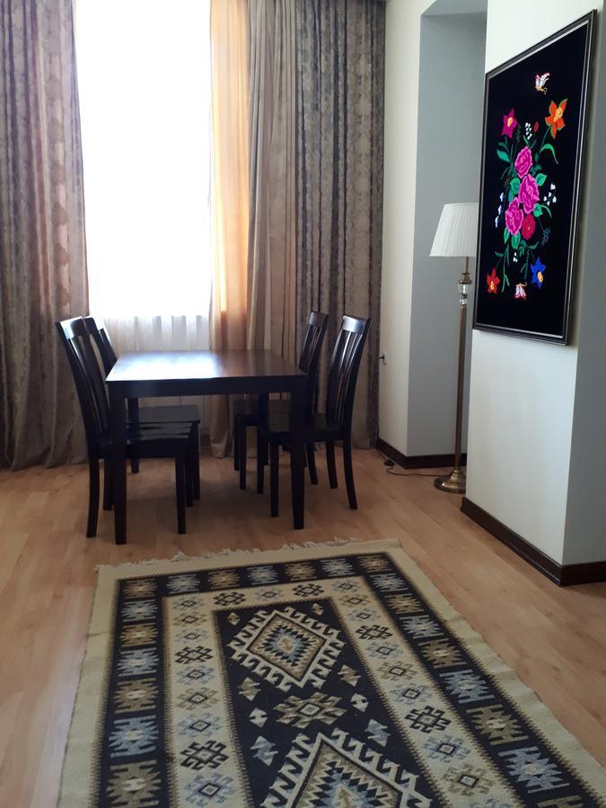 Kok-Art Hotel Jalal-Abad Екстериор снимка