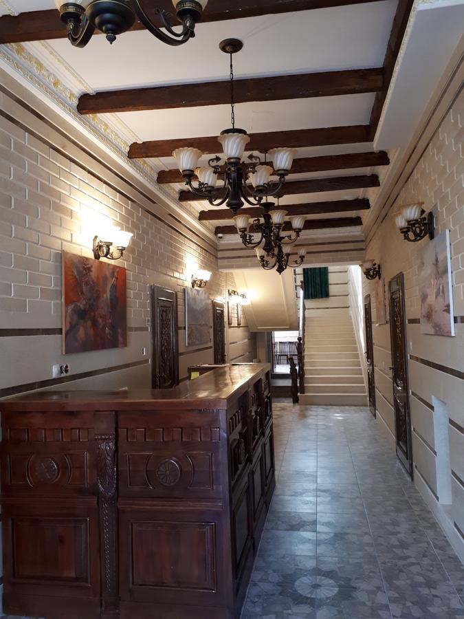 Kok-Art Hotel Jalal-Abad Екстериор снимка