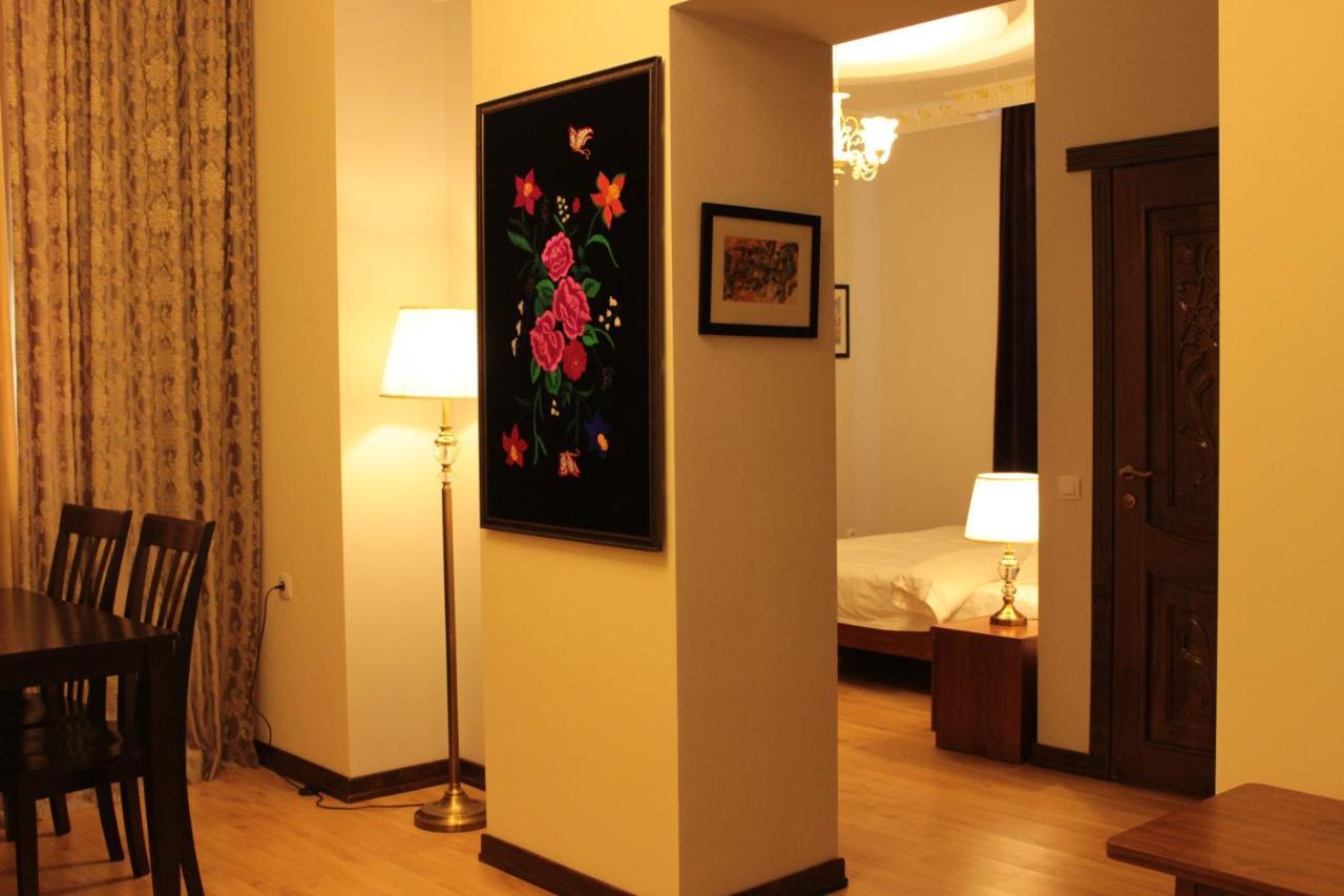 Kok-Art Hotel Jalal-Abad Екстериор снимка