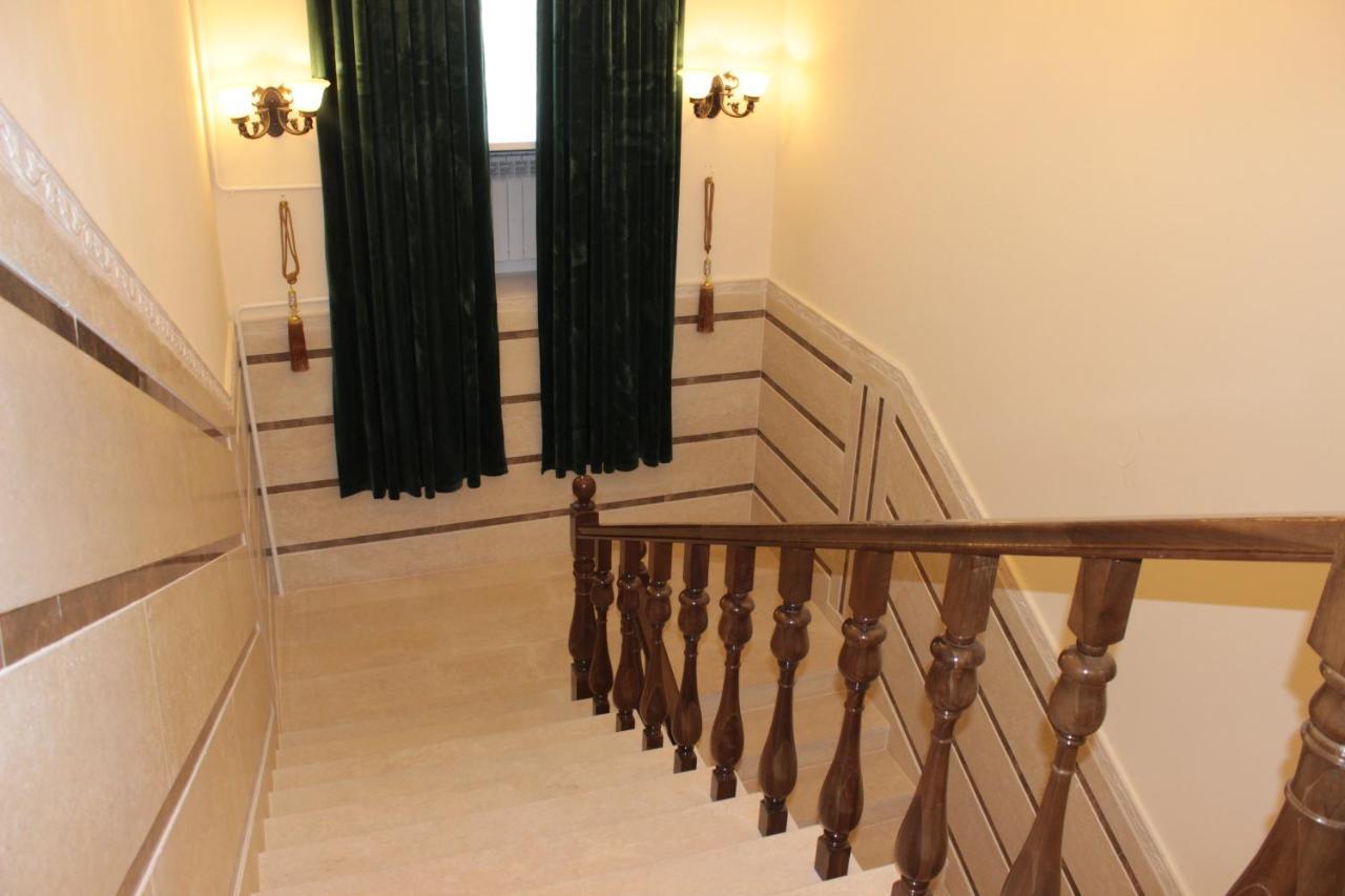 Kok-Art Hotel Jalal-Abad Екстериор снимка