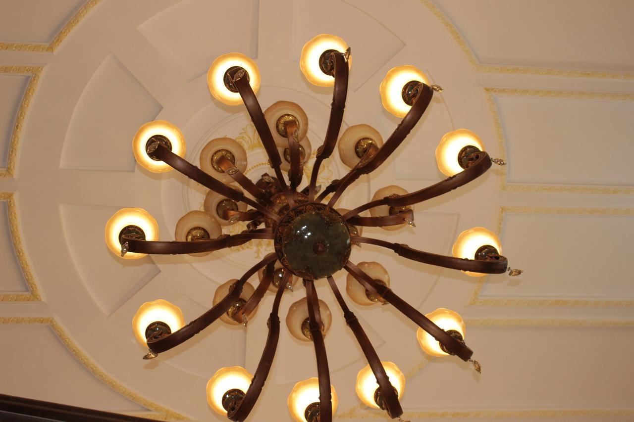 Kok-Art Hotel Jalal-Abad Екстериор снимка