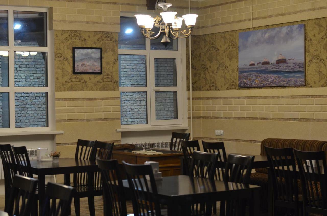 Kok-Art Hotel Jalal-Abad Екстериор снимка